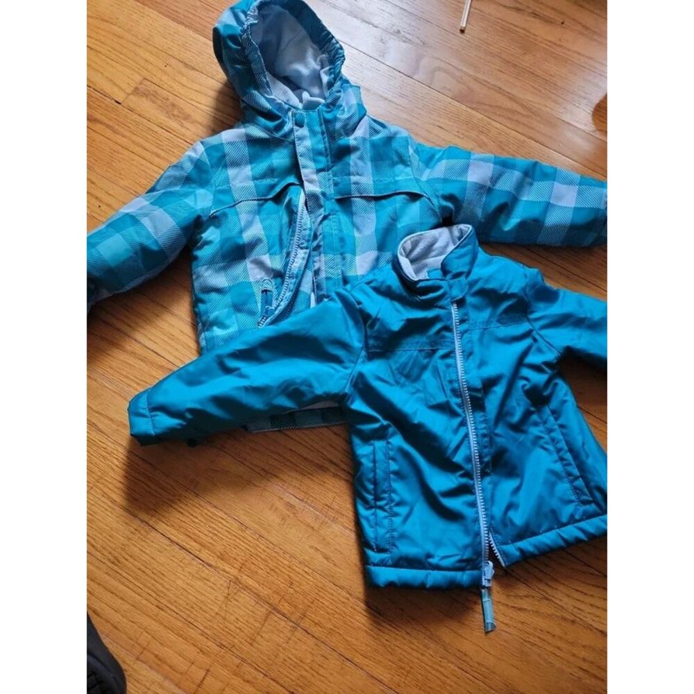 Size three cat and jack girls two piece winter fleece , removable coat jacket
